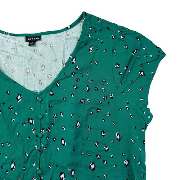 TORRID Top Women's 2 Green Leopard Animal Print Lace Up Corset Back Blouse Shirt - Picture 5 of 12